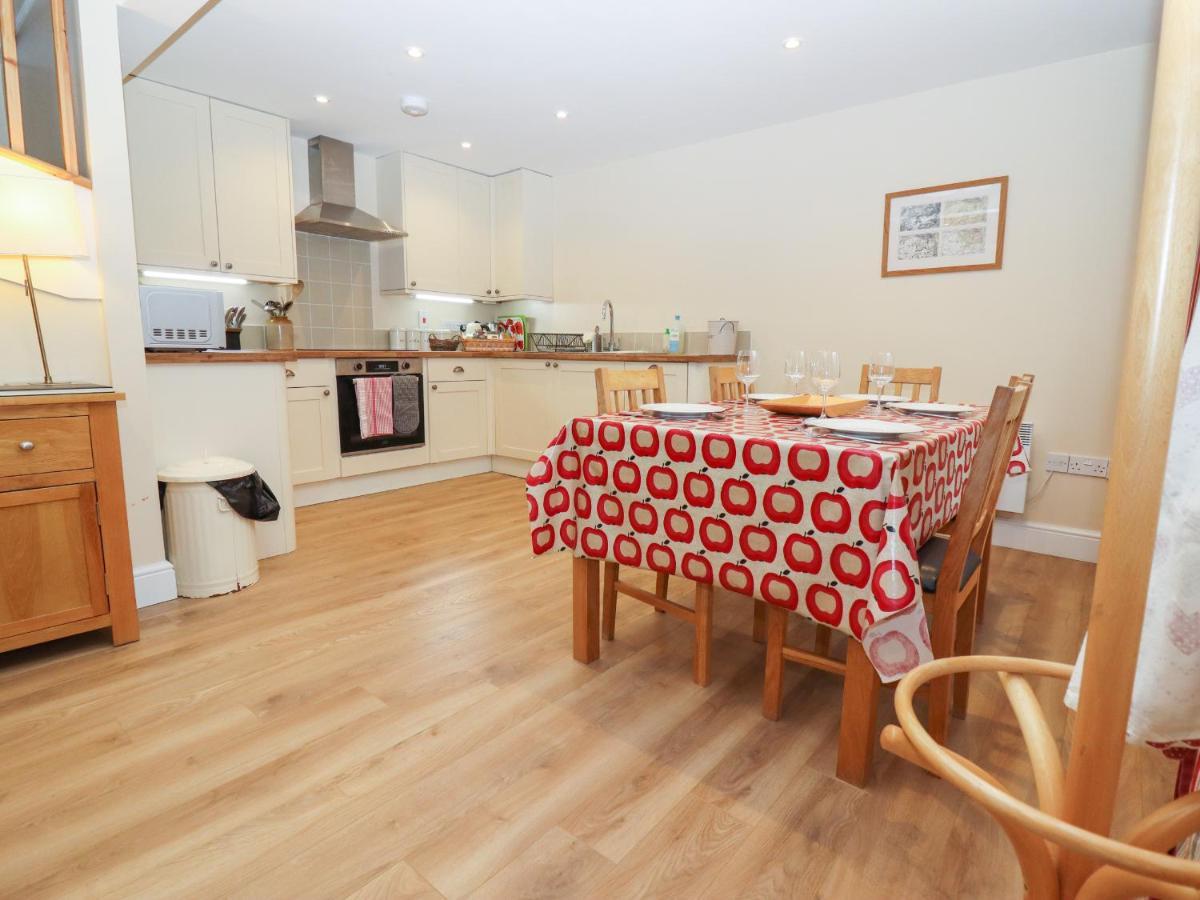 The Cottage At Barrow Mead Bath Bagian luar foto