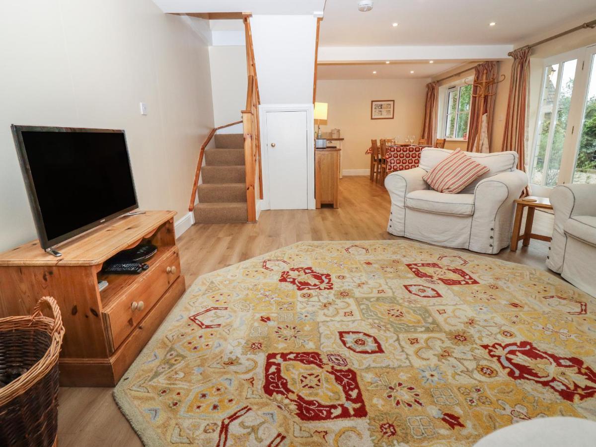 The Cottage At Barrow Mead Bath Bagian luar foto